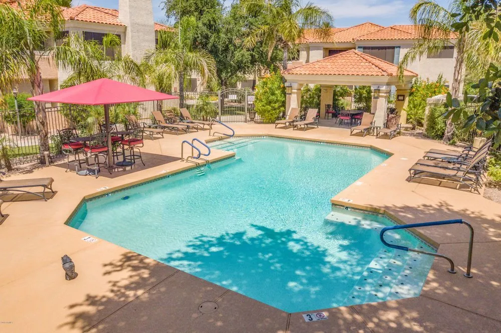 Affordable landscaping services near you across Phoenix, AZ - Diversified Landscape Management