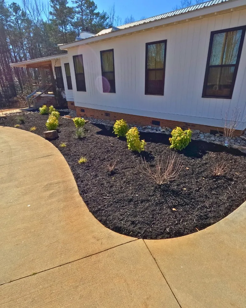 Expert landscaping services experts serving Moore, SC - Diversified Landscape Solutions