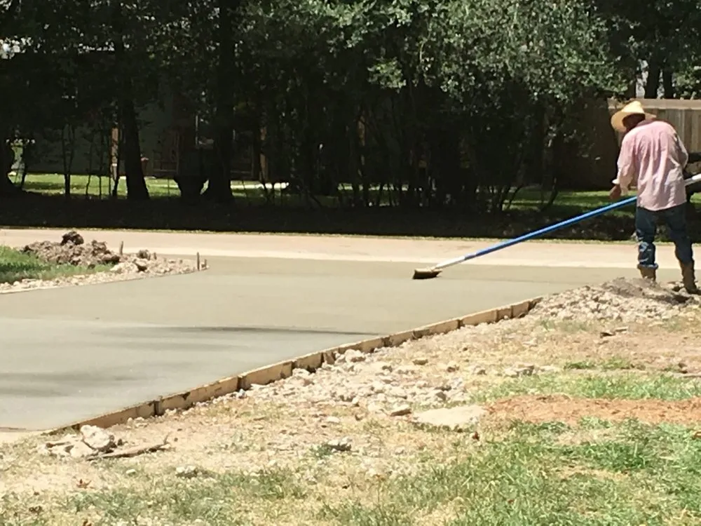 Custom yard cleanup service experts serving Jackson, NJ - Diversified Lawn and Landscape