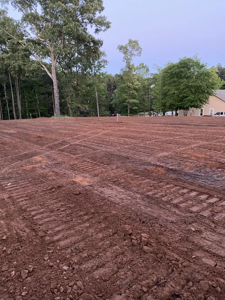 Expert lawn mowing service experts serving Conroe, TX - Divine Construction Services