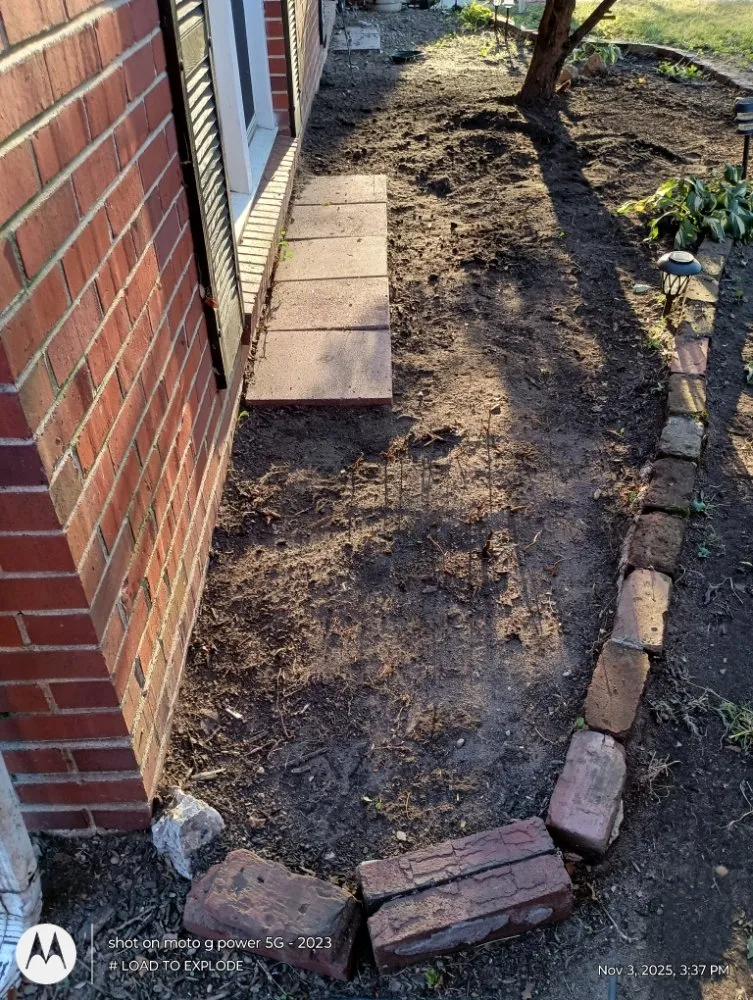 Professional outdoor landscaping in Philadelphia, PA by Divine Design Landscapes