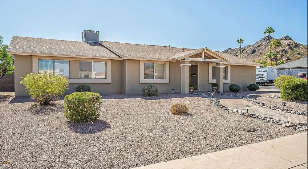 Local landscape design in Phoenix, AZ by Divine Design Landscaping