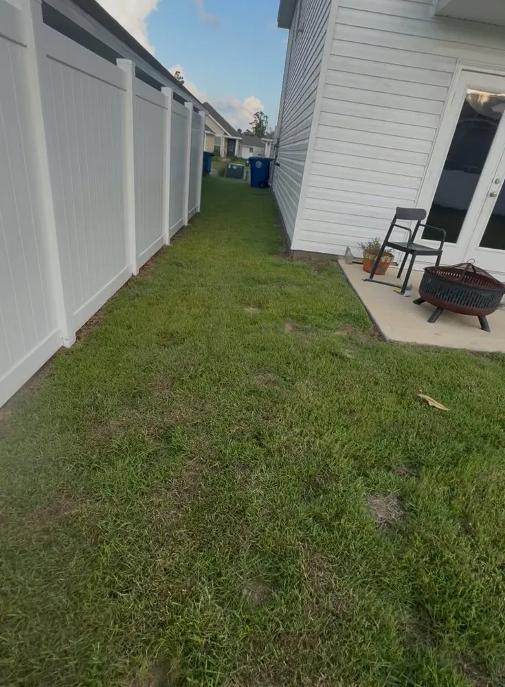 Custom yard cleanup service in Panama City, FL - Divine Duty Lawn Care Services