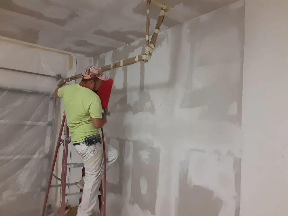 Top-rated yard maintenance in Fort Worth, TX by Divine Grace Landscaping