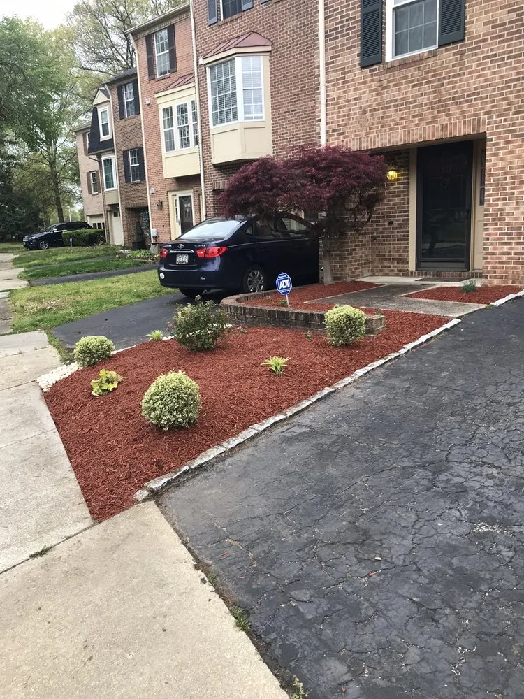 Local yard maintenance for residential properties in Clinton, MD by Divine Landscaping