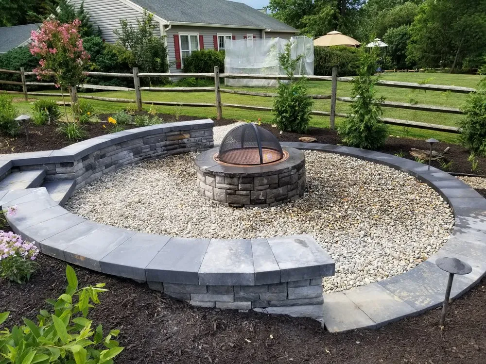 Top-rated lawn mowing service for beautiful yards across Damascus, MD - Divine Landscaping