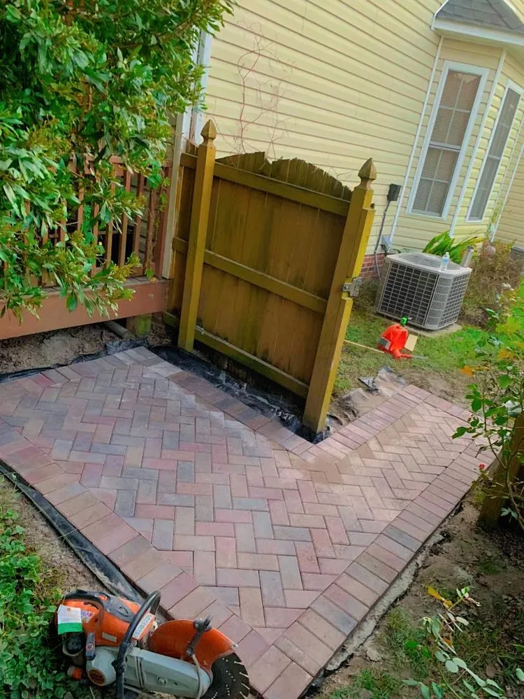 Top-rated lawn care service for residential properties in Jacksonville, NC by Divine Outdoor Creations