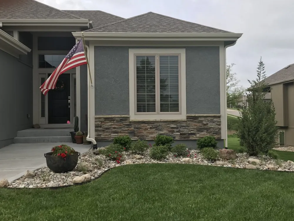 Custom landscape installation for year-round maintenance across Kansas City, MO - Divine Services