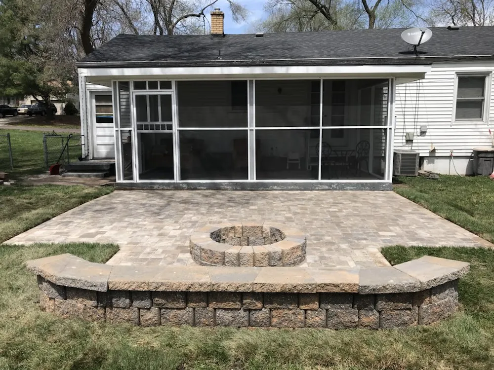 Affordable garden landscaping in Kansas City, MO by Divine Services