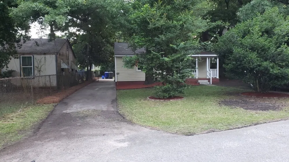 Custom landscape design experts serving Wadmalaw Island, SC - Divine Vision Landscaping