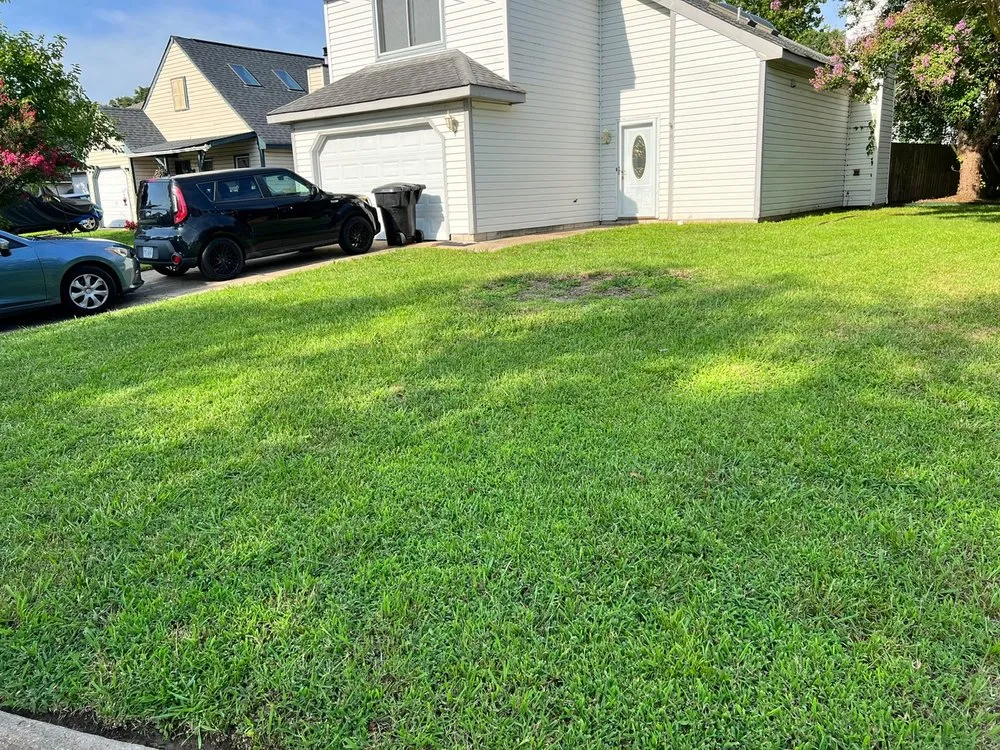 Custom landscape design with custom design in Norfolk, VA by Divine Works