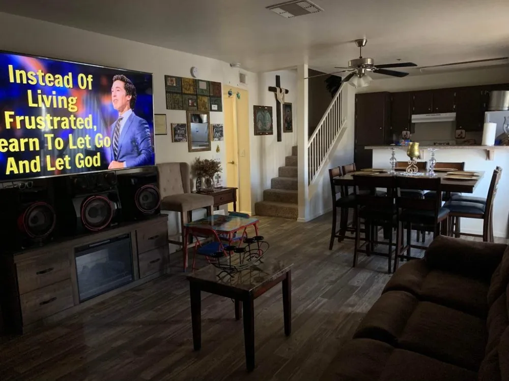 Top-rated landscape installation for residential properties across Tucson, AZ - Divinity Kleaners