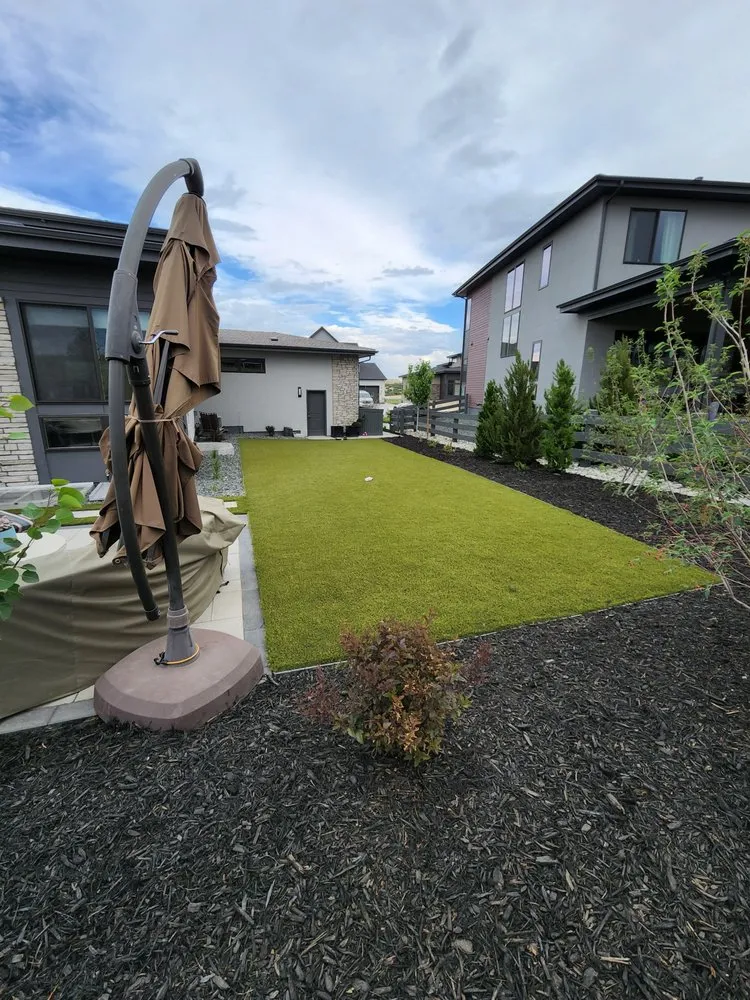 Top-rated lawn mowing service in Highlands Ranch, CO by Divinity Landscapes