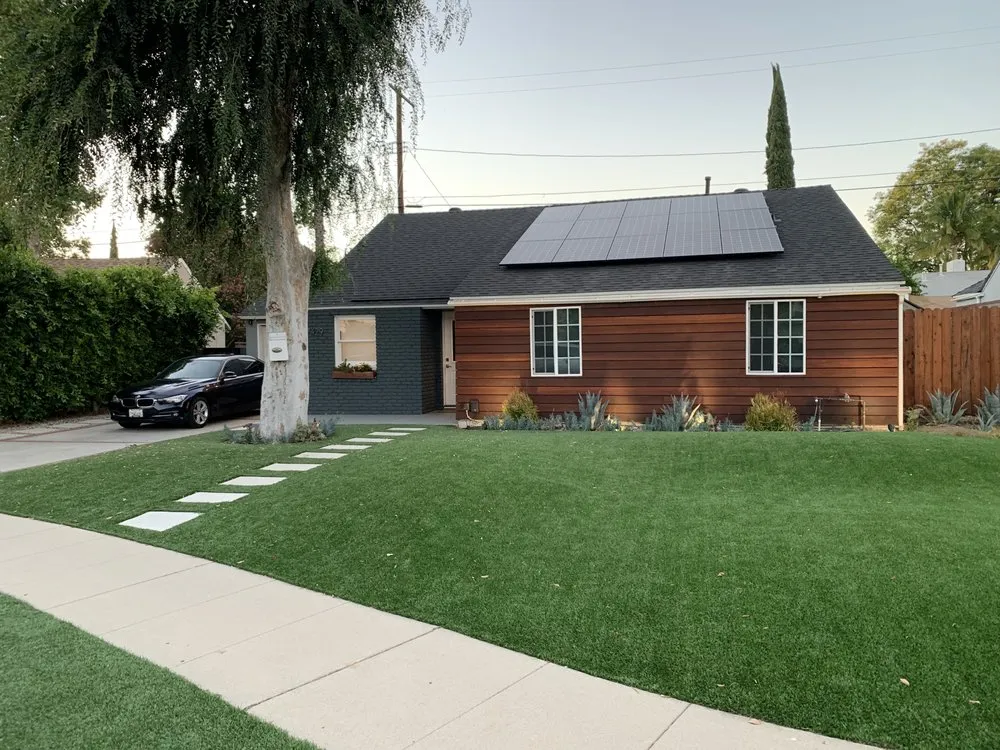 Local yard maintenance for beautiful yards across Los Angeles, CA - Division 1 Landscapes