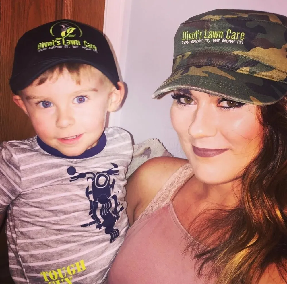 Expert yard maintenance in Kinsman, OH - Divot's Lawn Care