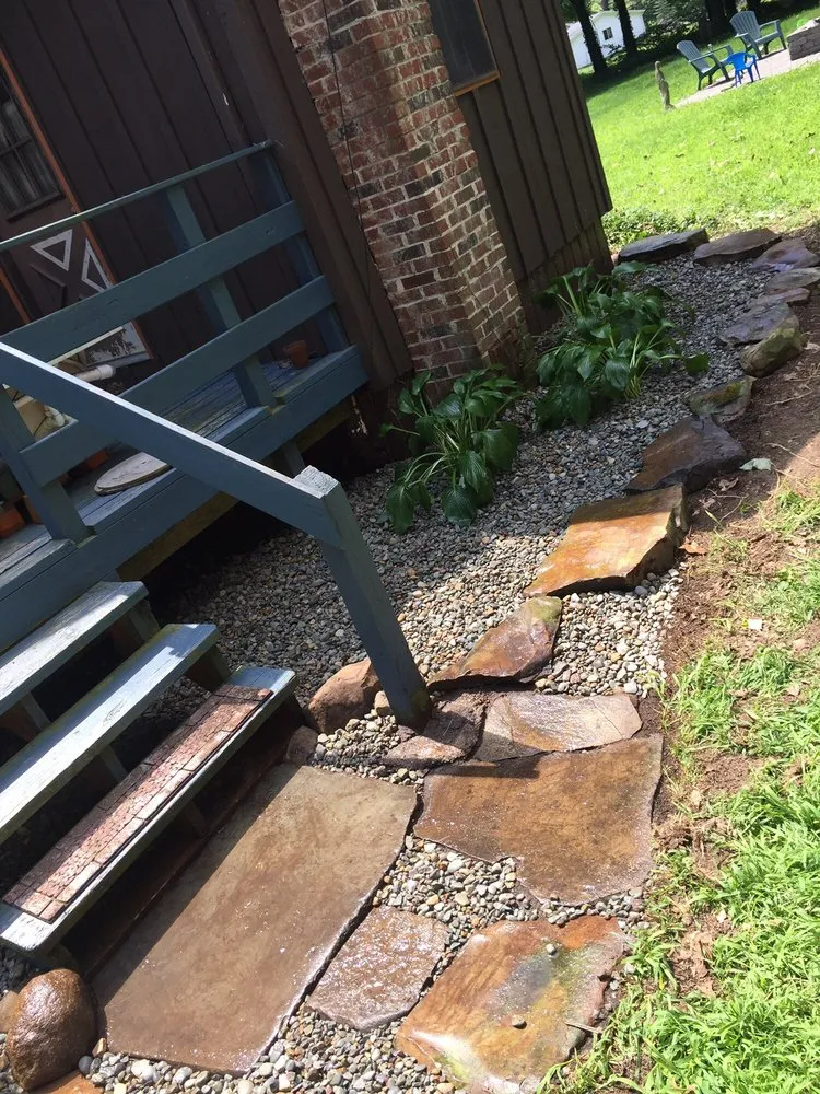 Trusted yard cleanup service experts serving Kinsman, OH - Divot's Lawn Care