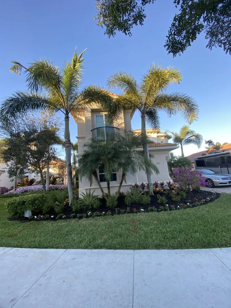 Professional yard cleanup service for homes in Port St. Lucie, FL by Dix & Sons Landscaping