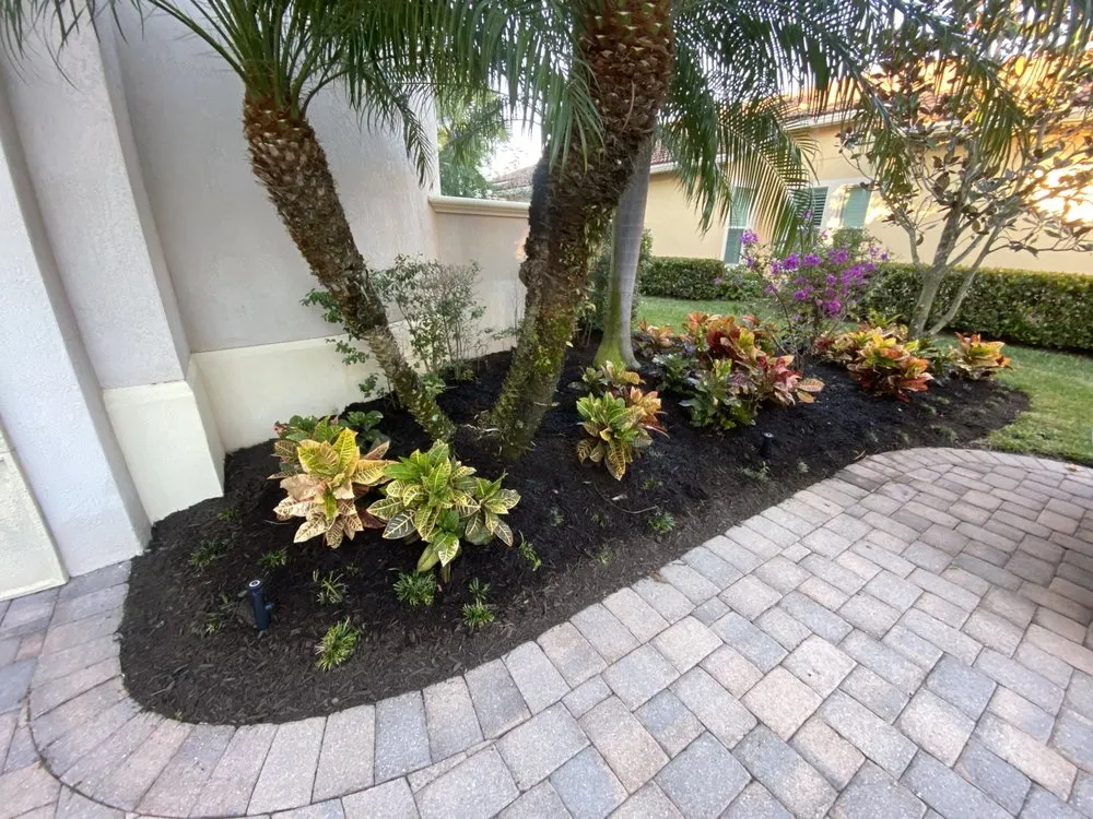 Affordable lawn mowing service in Port St. Lucie, FL - Dix & Sons Landscaping