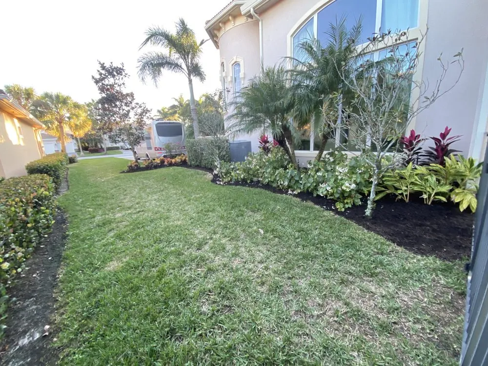 Custom lawn care service experts serving Port St. Lucie, FL - Dix & Sons Landscaping