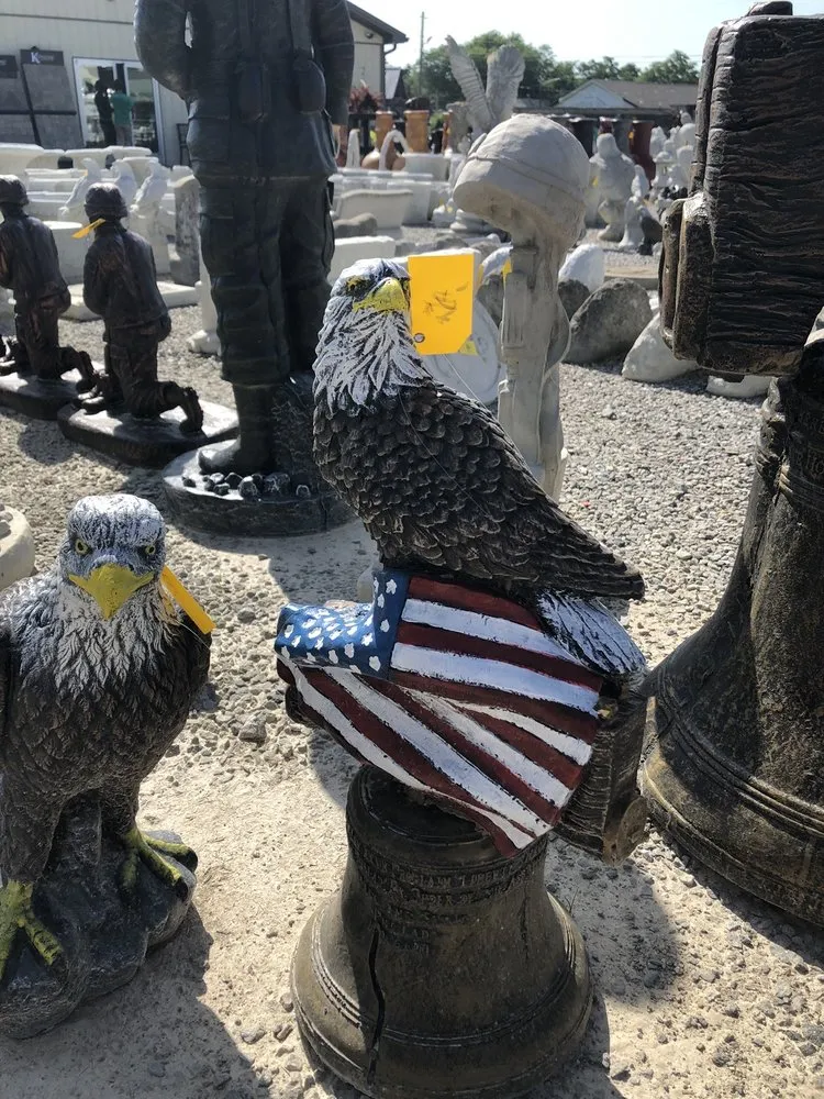 Local lawn care service for beautiful yards across Elizabethtown, KY - Dixie Yard Works