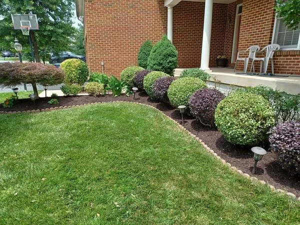 Affordable garden landscaping in Clarksburg, WV by Dixie’s Lawn, Landscaping & Maintenance