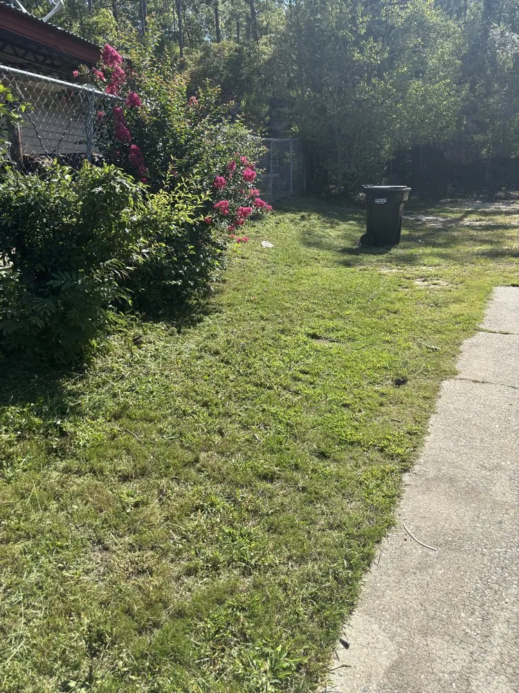 Affordable garden landscaping in Columbus, GA by Dixon Elite Landscaping