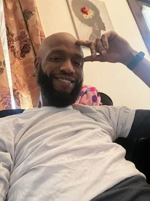 Dixon Lawn Care Logo