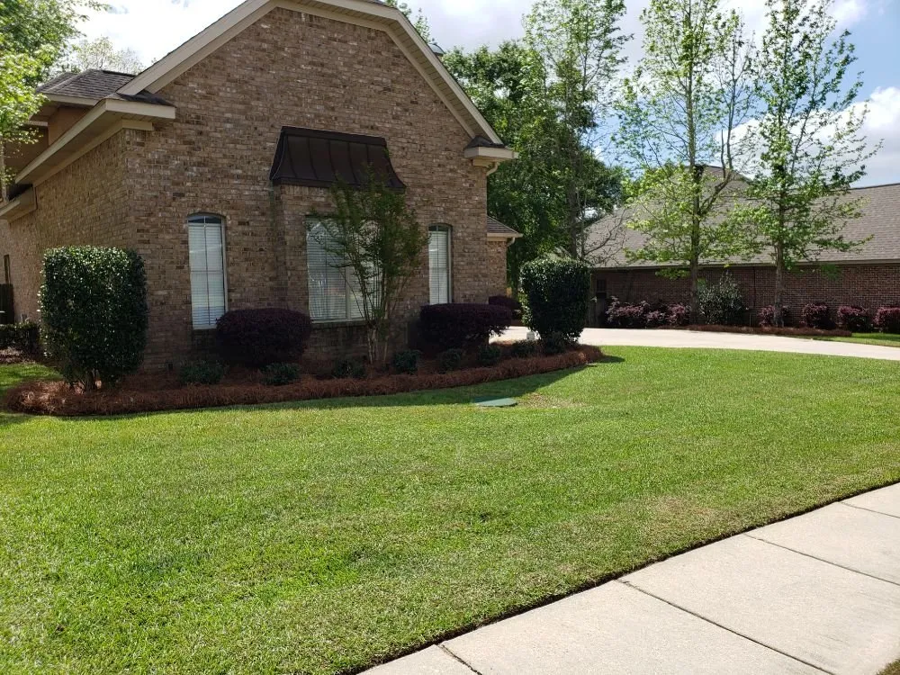 Reliable residential landscaping for outdoor upgrades across Mobile, AL - Dixon's Lawn Service