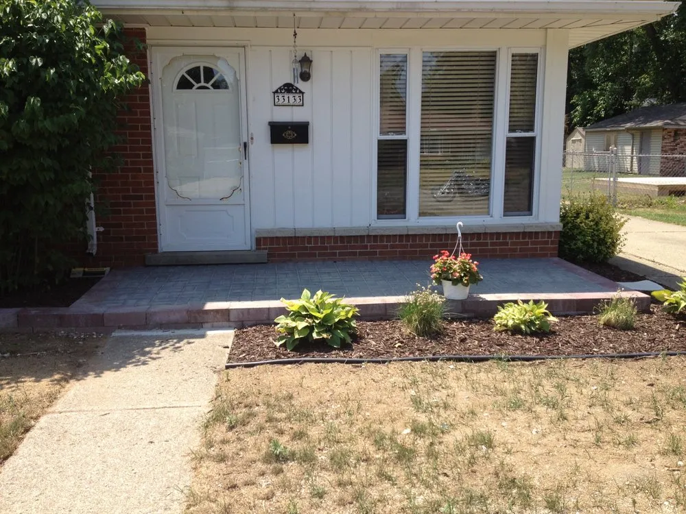 Trusted residential landscaping in Livonia, MI - Dixson Landscaping