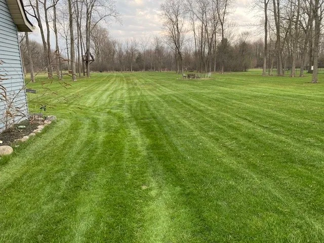 Top-rated lawn mowing service in Livonia, MI - Dixson Landscaping