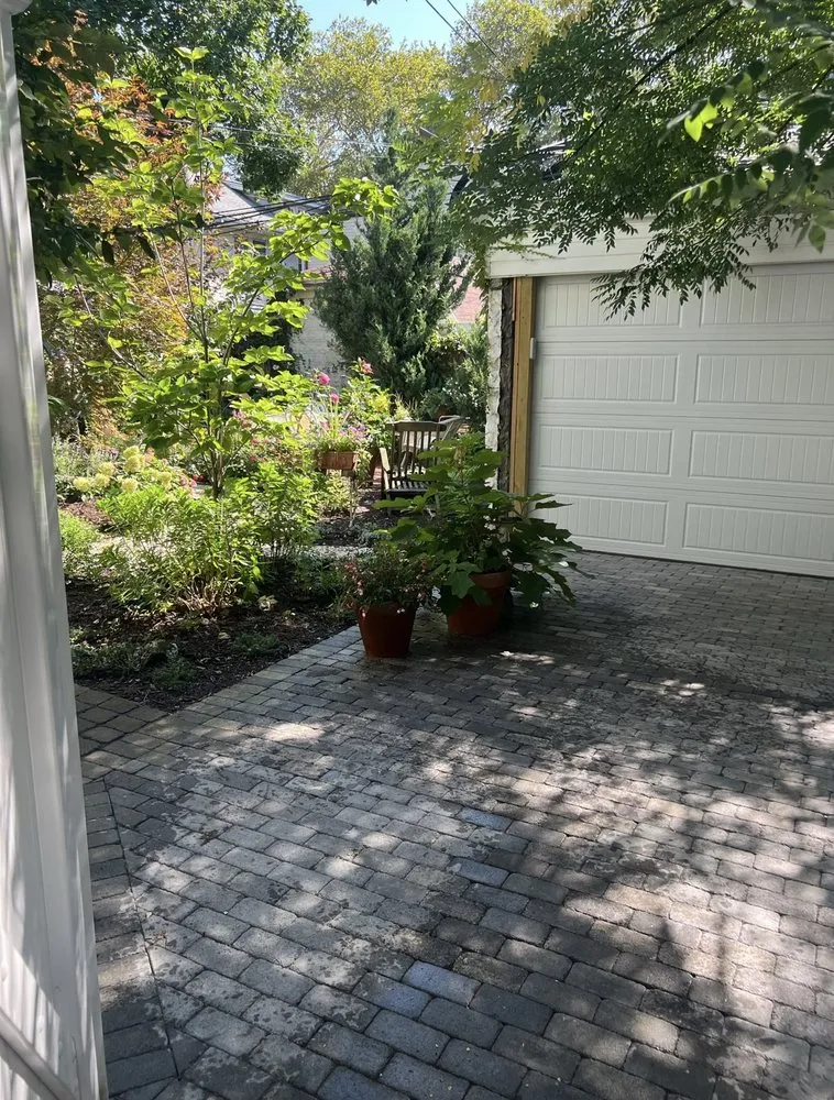 Custom landscape design with custom design in Brooklyn, NY by Diyarza Landscaping