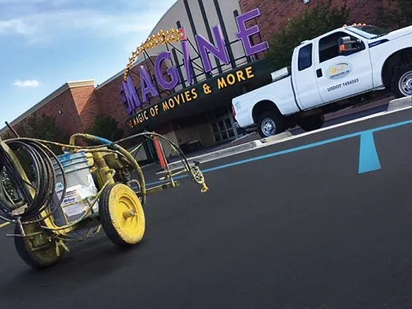 Reliable yard cleanup service in Clinton Township, MI - D&J Contracting