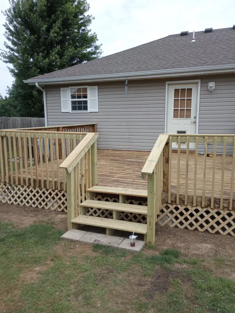 Local garden landscaping in Granby, MO by DJ Four State Construction