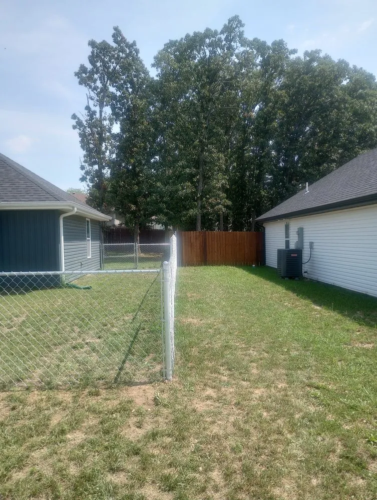 Expert residential landscaping in Granby, MO by DJ Four State Construction