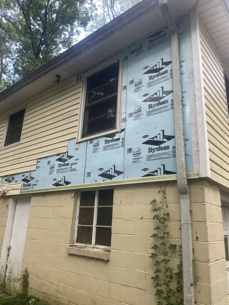 Professional yard cleanup service in Birmingham, AL - D&j Home Helpers