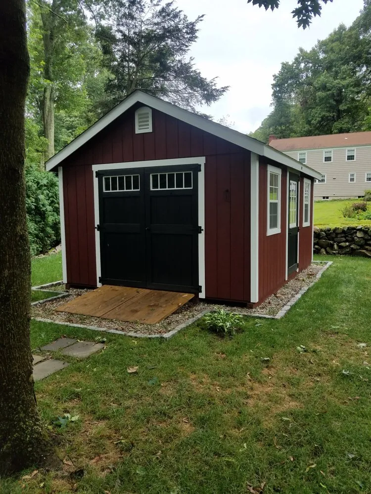 Reliable lawn care service in Stamford, CT - DJ Landscape