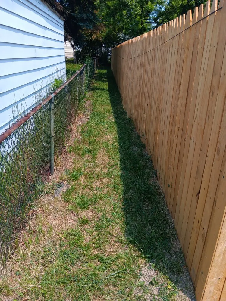 Trusted landscaping services experts serving Eastpointe, MI - DJ Lawn Care
