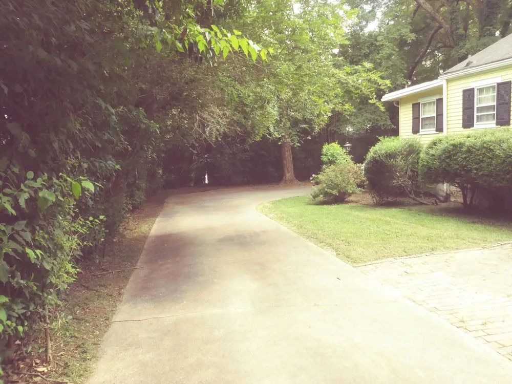 Local landscaping services experts serving Hillsborough, NC - DJ Lawncare