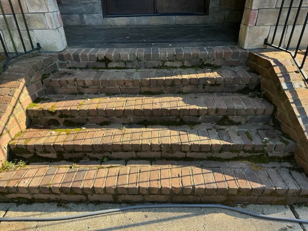 Local outdoor landscaping with custom design in Franklin, TN by D&J Outdoor Services