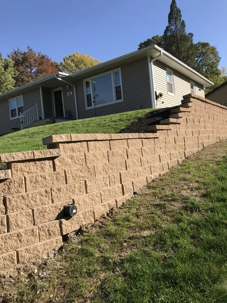 Local yard maintenance experts serving West Des Moines, IA - D&J Outdoor Solutions