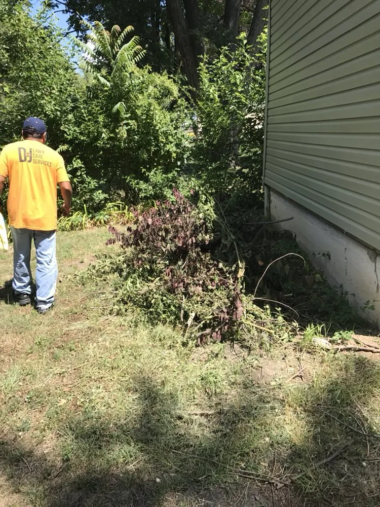 Expert yard maintenance experts serving West Des Moines, IA - D&J Outdoor Solutions