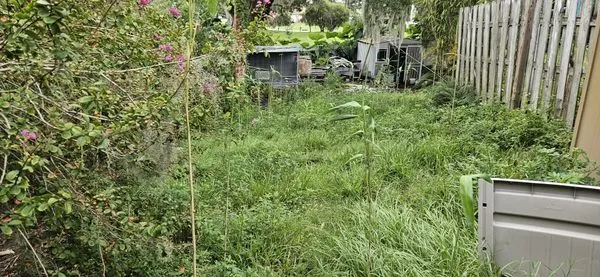 Djax Landscaping Services Logo