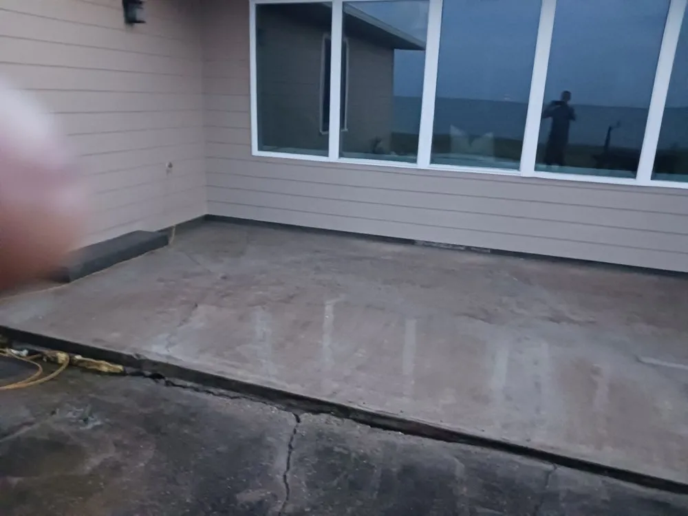 Top-rated yard maintenance in Victoria, TX by DJL Const