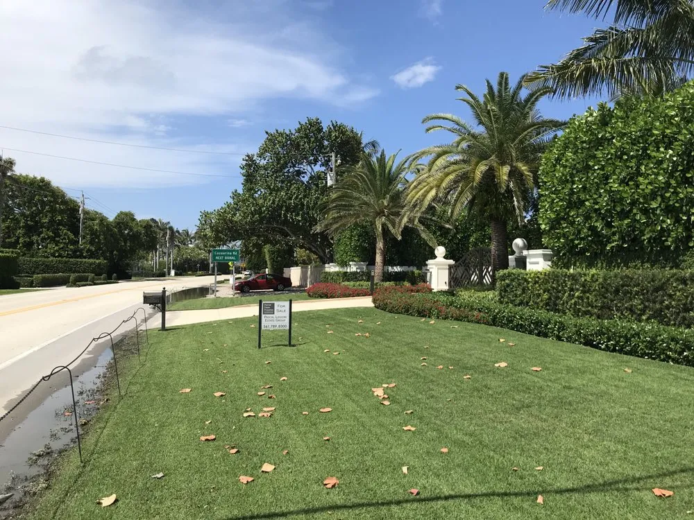 Custom outdoor landscaping in West palm Beach, FL by Djn Landscaping And House Care