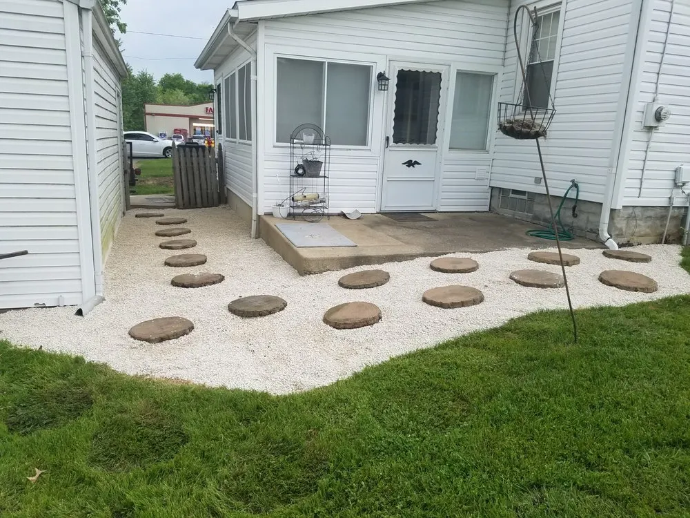 Custom lawn care service for homes in Canton, OH by DJP Lawn Care