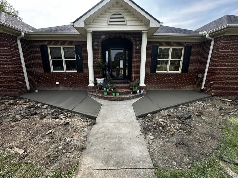 Affordable lawn mowing service in Richmond, KY - DJS Construction