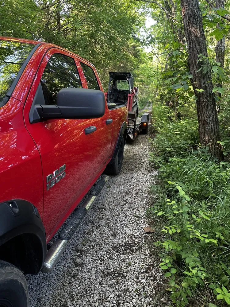 Custom outdoor landscaping for homes in Richmond, KY by DJS Construction