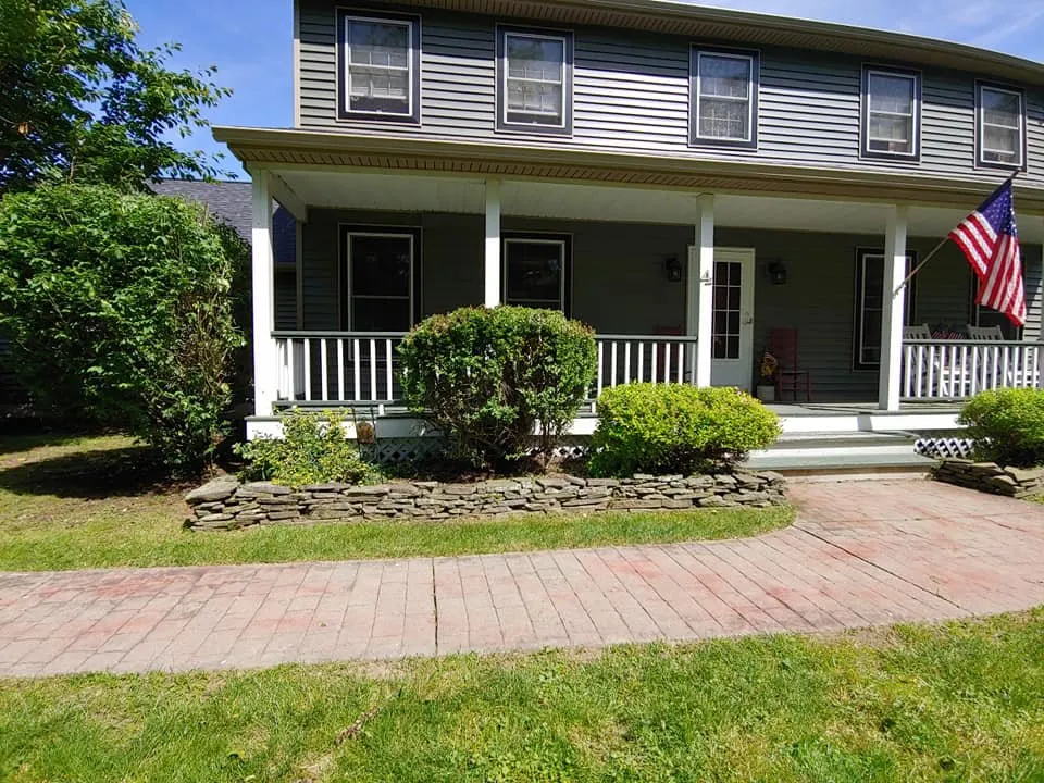 Affordable garden landscaping near you in New Paltz, NY by Djs landscaping & More