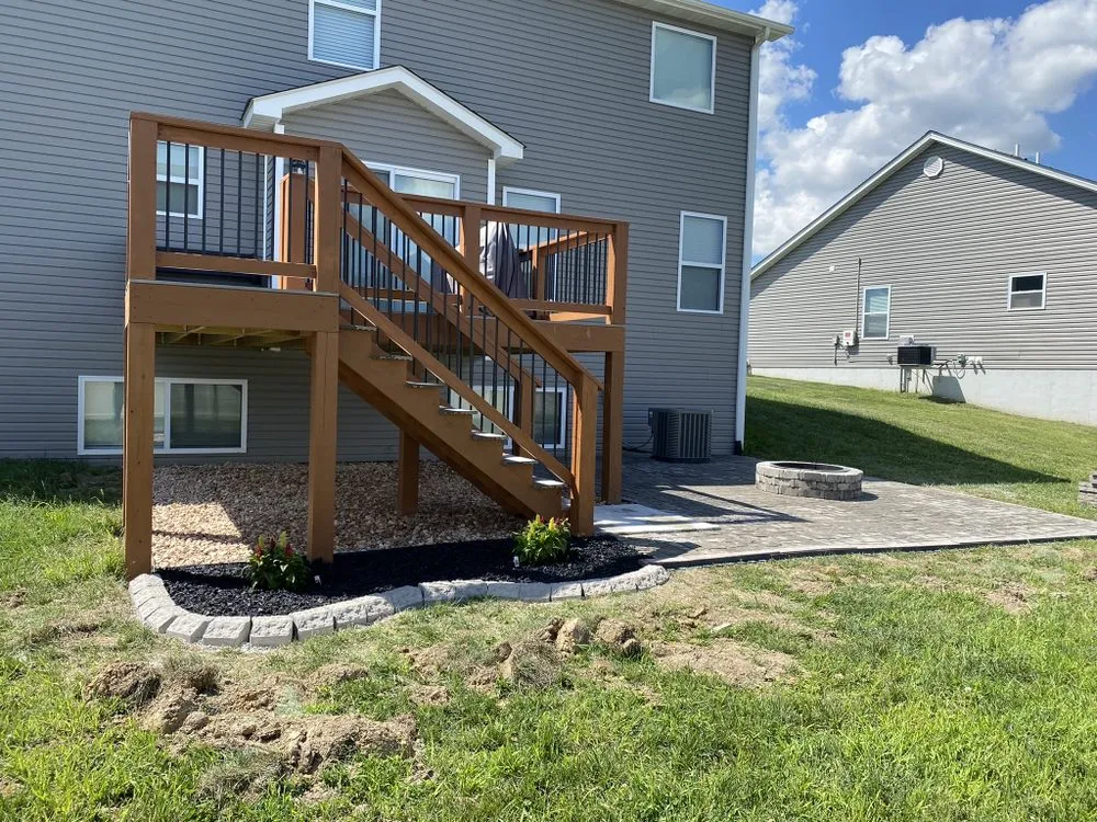 Professional lawn care service for residential properties across Florissant, MO - Dj's Landscaping Company