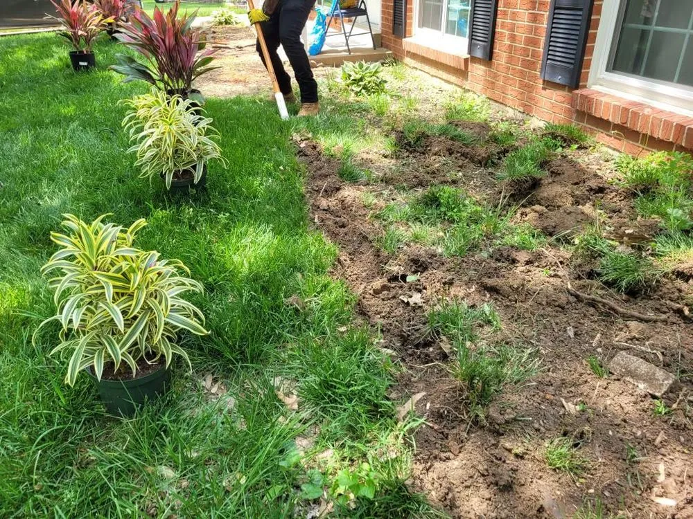 Top-rated garden landscaping for homes across Florissant, MO - Dj's Landscaping Company